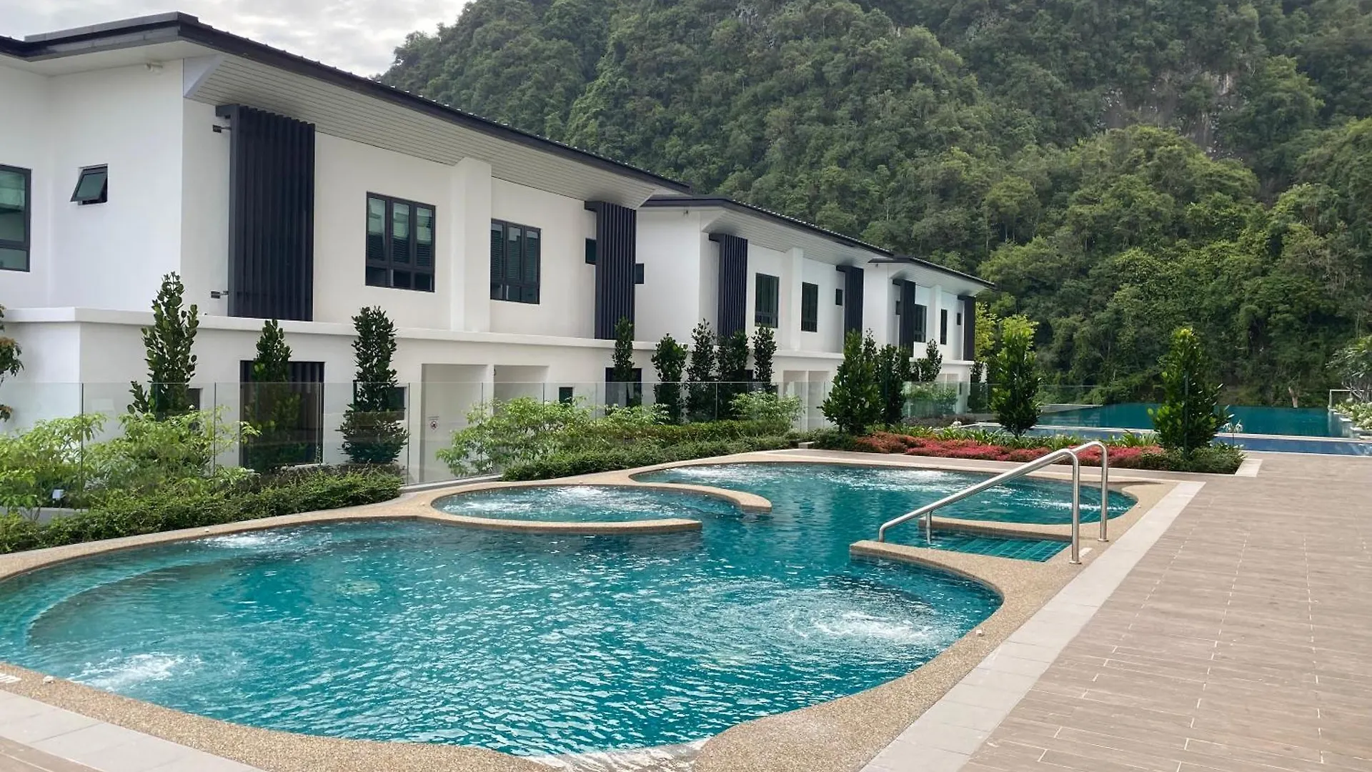 Sunway City Ipoh Tambun Onsen Cozy Retreat 8Pax