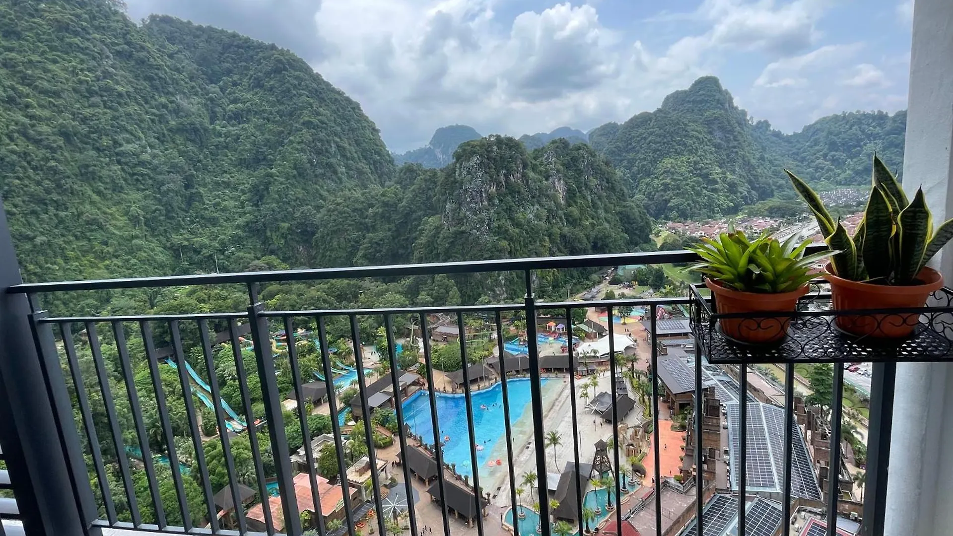 Sunway City Ipoh Tambun Onsen Cozy Retreat 8Pax 0*,  Malaysia